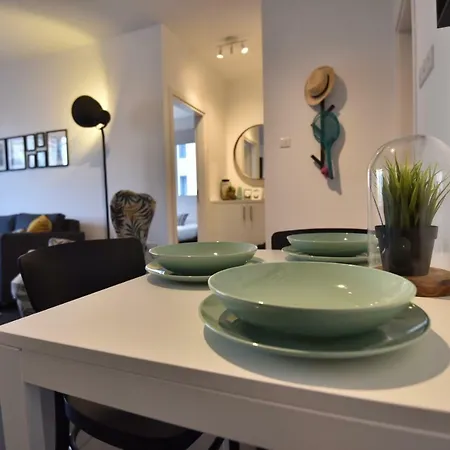 Limegrove Apartment